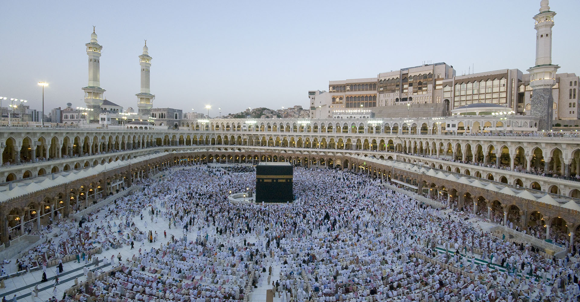 Umrah Tour Image